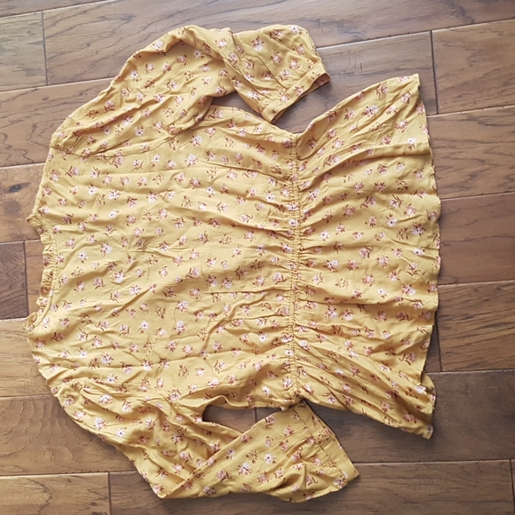 Lucky Brand Floral Peplum Faux Wrap Top Size L - Picture 11 of 16